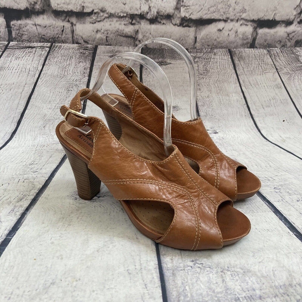 Clarks Shoes Womens 9M Leather Sandal Cognac Brown Heel Open Toe Buckle Closure